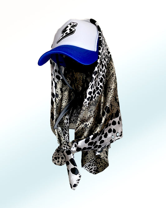 Cowprint Thunderbolt with Pearly Cowprint Scarf